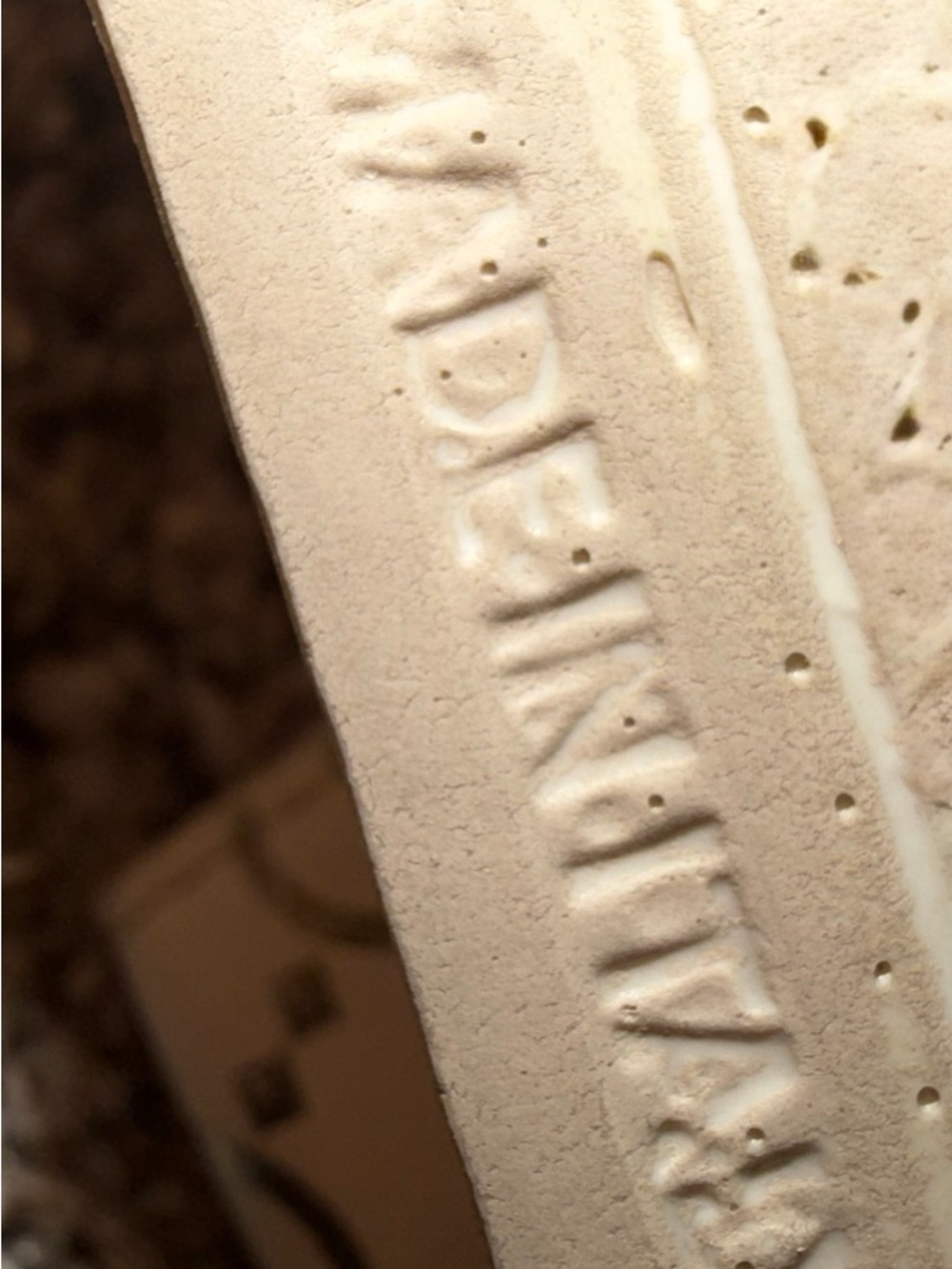 🔥 Valentino Authentic White Logo Pattern Slide Sandals - Picture 4 of 5